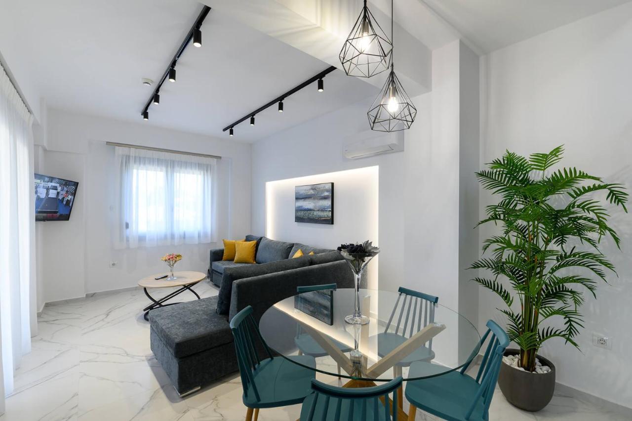 Momento Luxury Apartments Walking Distance From The Beach Нікіана Екстер'єр фото